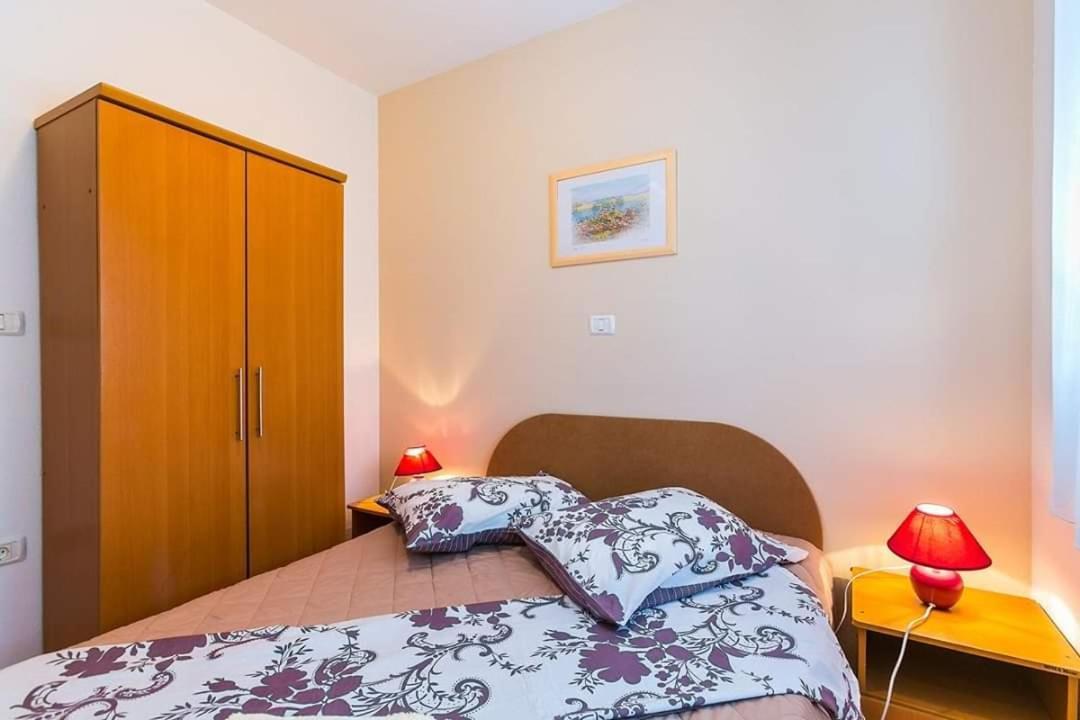 Apartman Nada *** メドゥリン エクステリア 写真